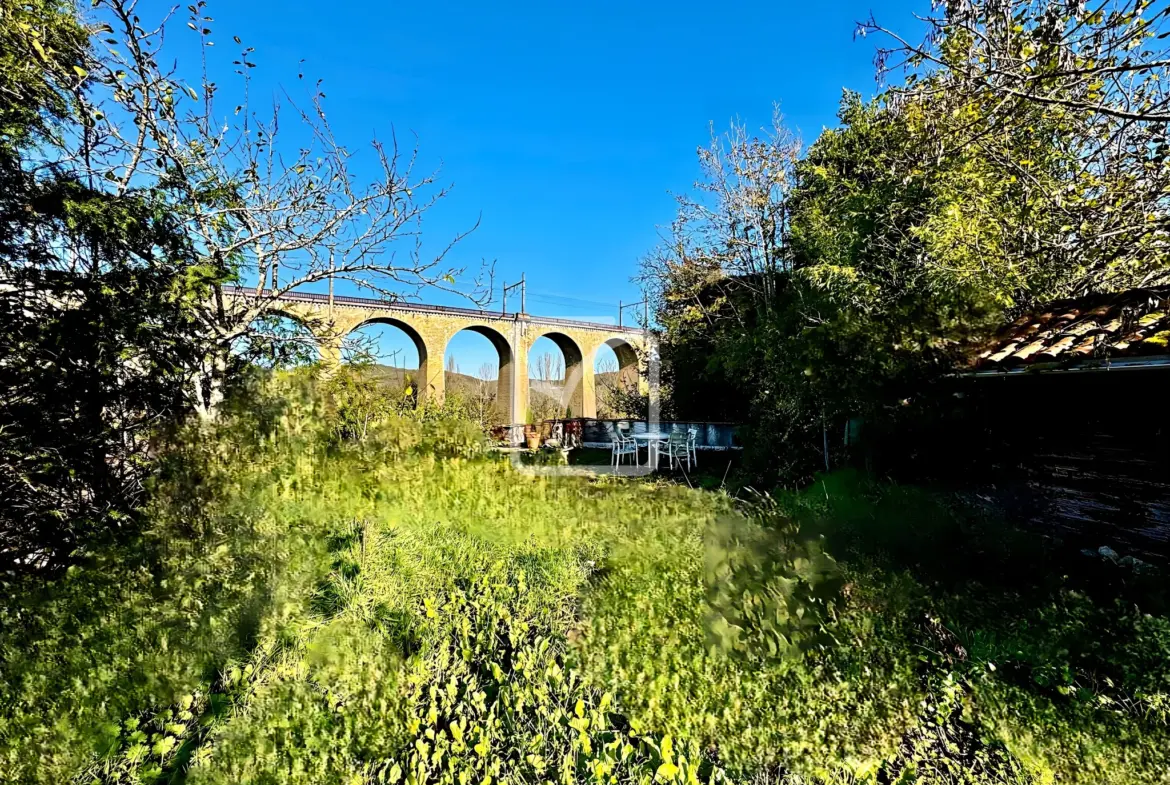 Maison de ville multi-potentiels à Souillac (46) 