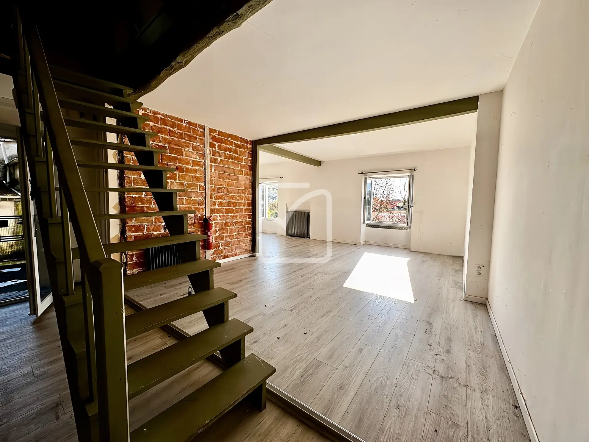 Maison de ville multi-potentiels à Souillac (46) 
