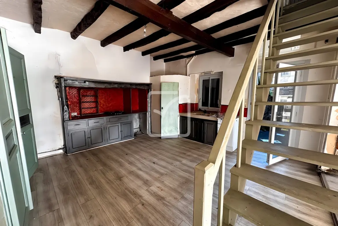 Maison de ville multi-potentiels à Souillac (46) 