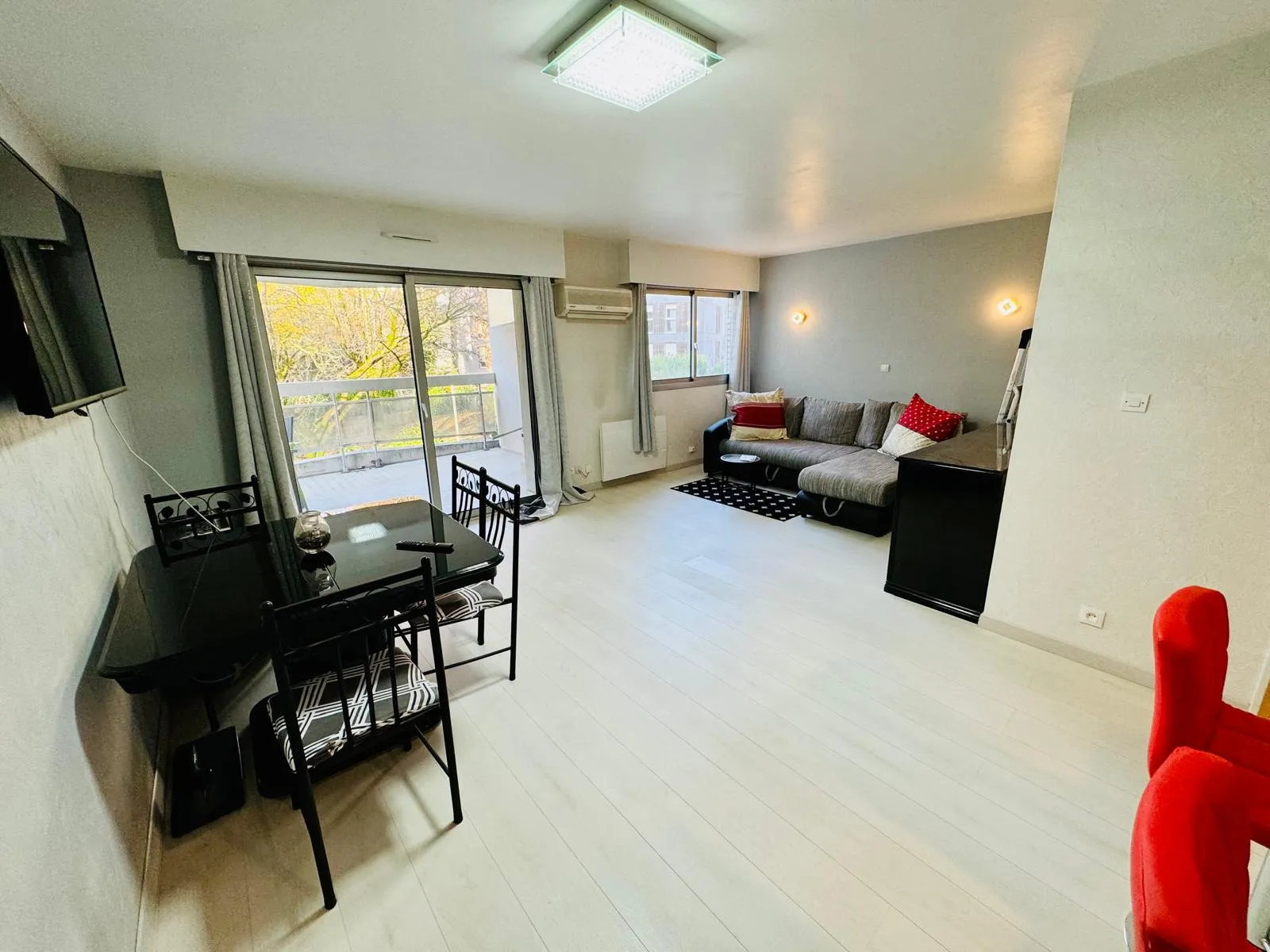 Vente Appartement T3 68 m² avec Terrasse à Grenoble 