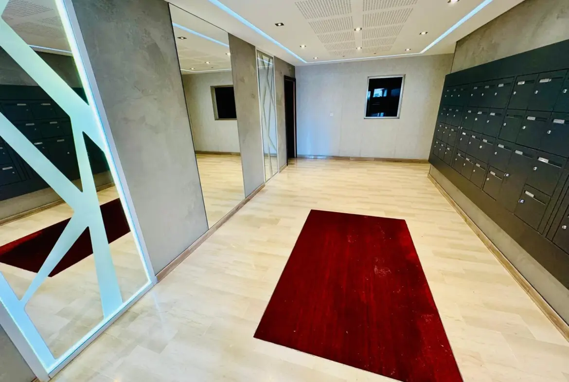 Vente Appartement T3 68 m² avec Terrasse à Grenoble 