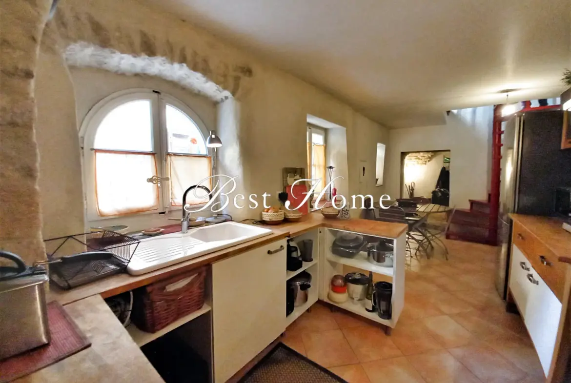 À vendre : Charmante Maison de Village près de Sommières 
