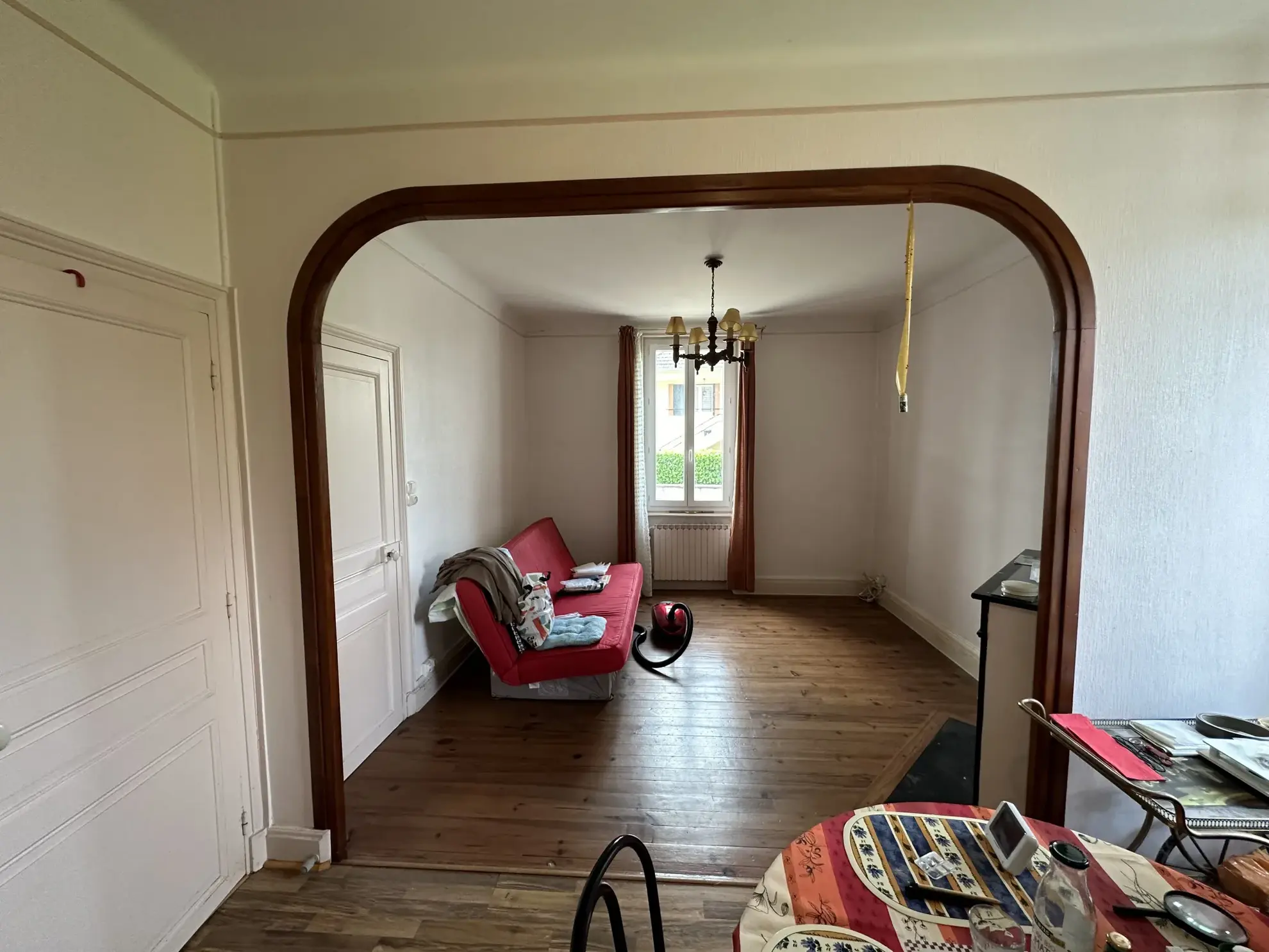 Maison T5 à Lapalisse - Charmante et Spacieuse 