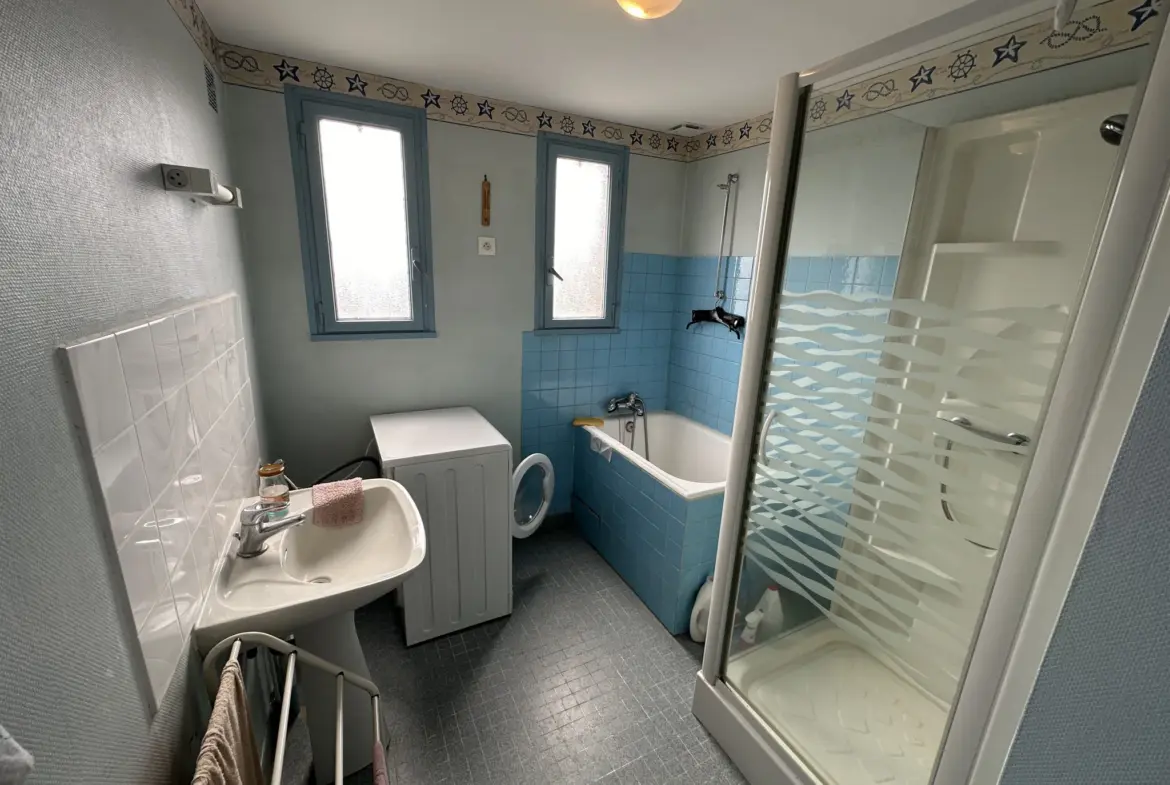 Maison T5 à Lapalisse - Charmante et Spacieuse 