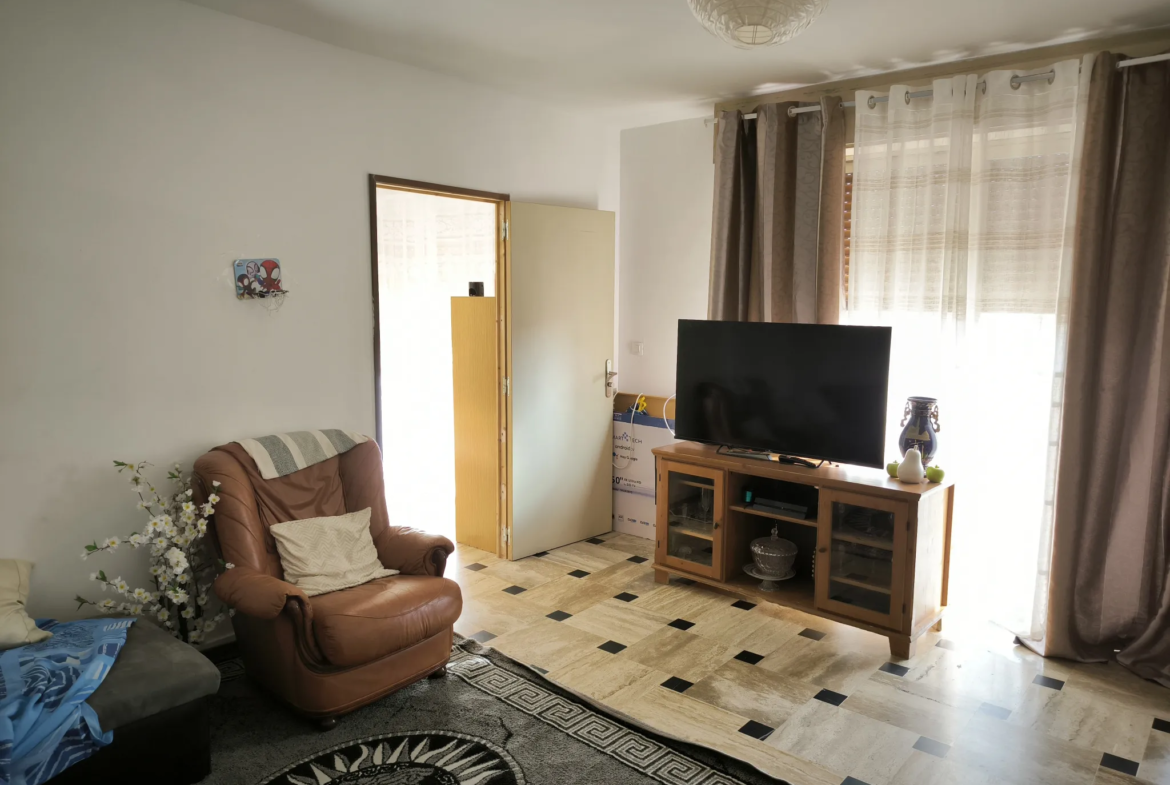 Appartement Type 3 à Lunel - Idéal pour Investissement 