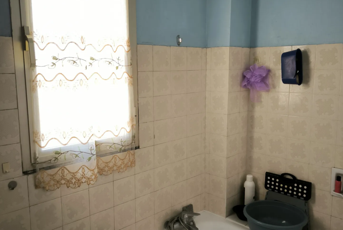 Appartement Type 3 à Lunel - Idéal pour Investissement 
