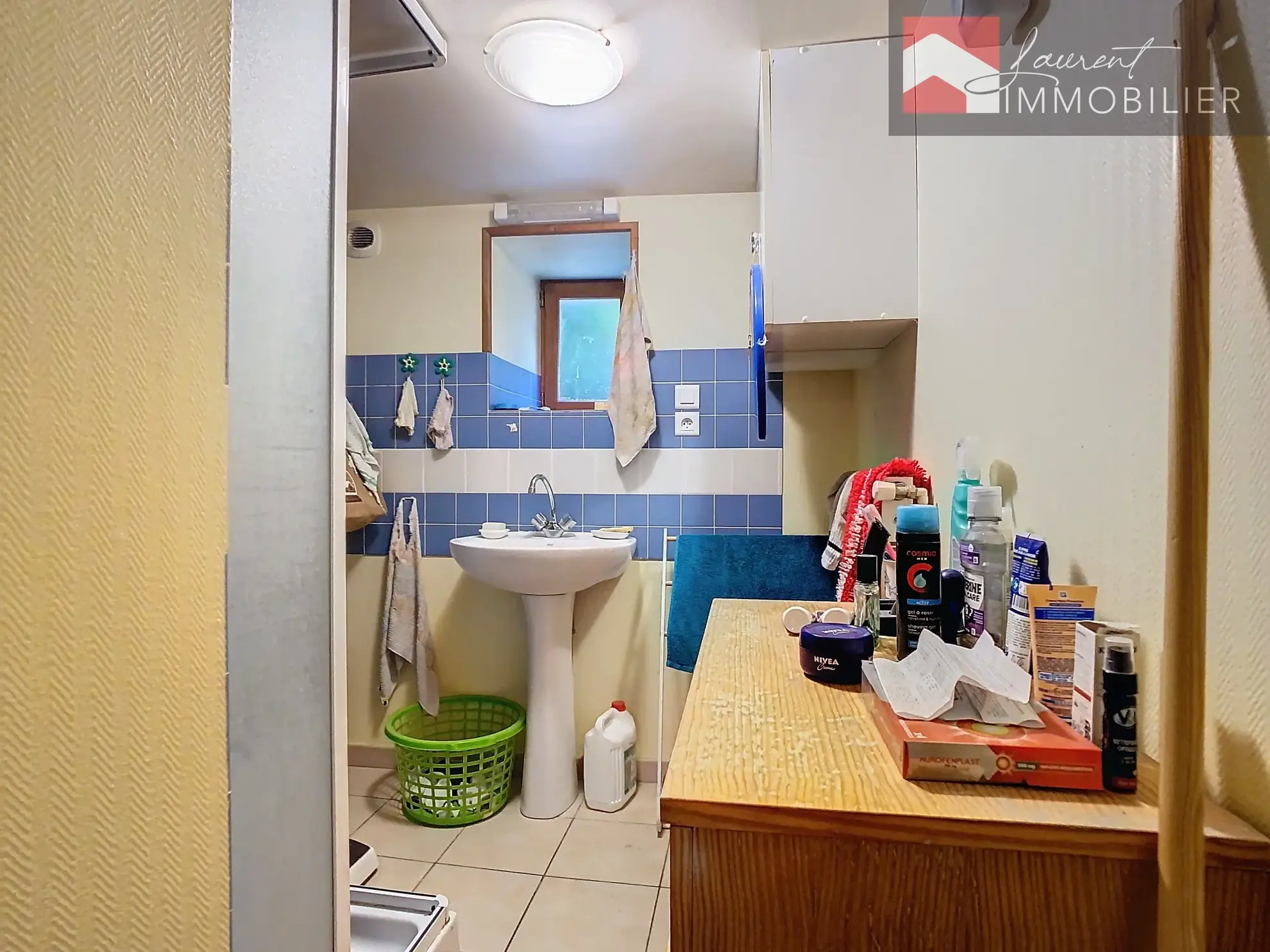 À Nanton : Maison en pierre en viager à vendre à 48 600 € 