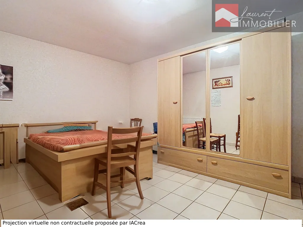 À Nanton : Maison en pierre en viager à vendre à 48 600 € 