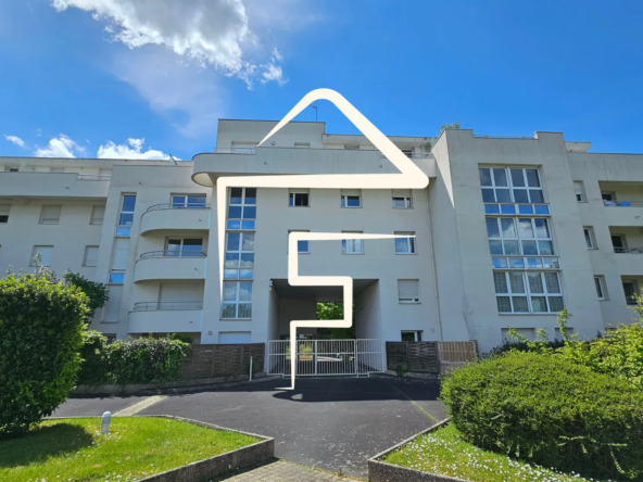 Grand T3/T4 lumineux avec terrasse à Nantes - 80,47 m² au dernier étage 