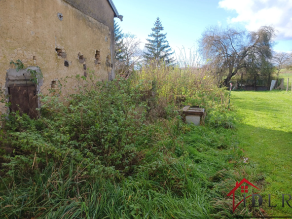 Maison à rénover de 52 m² à Cemboing sur 1343 m² 