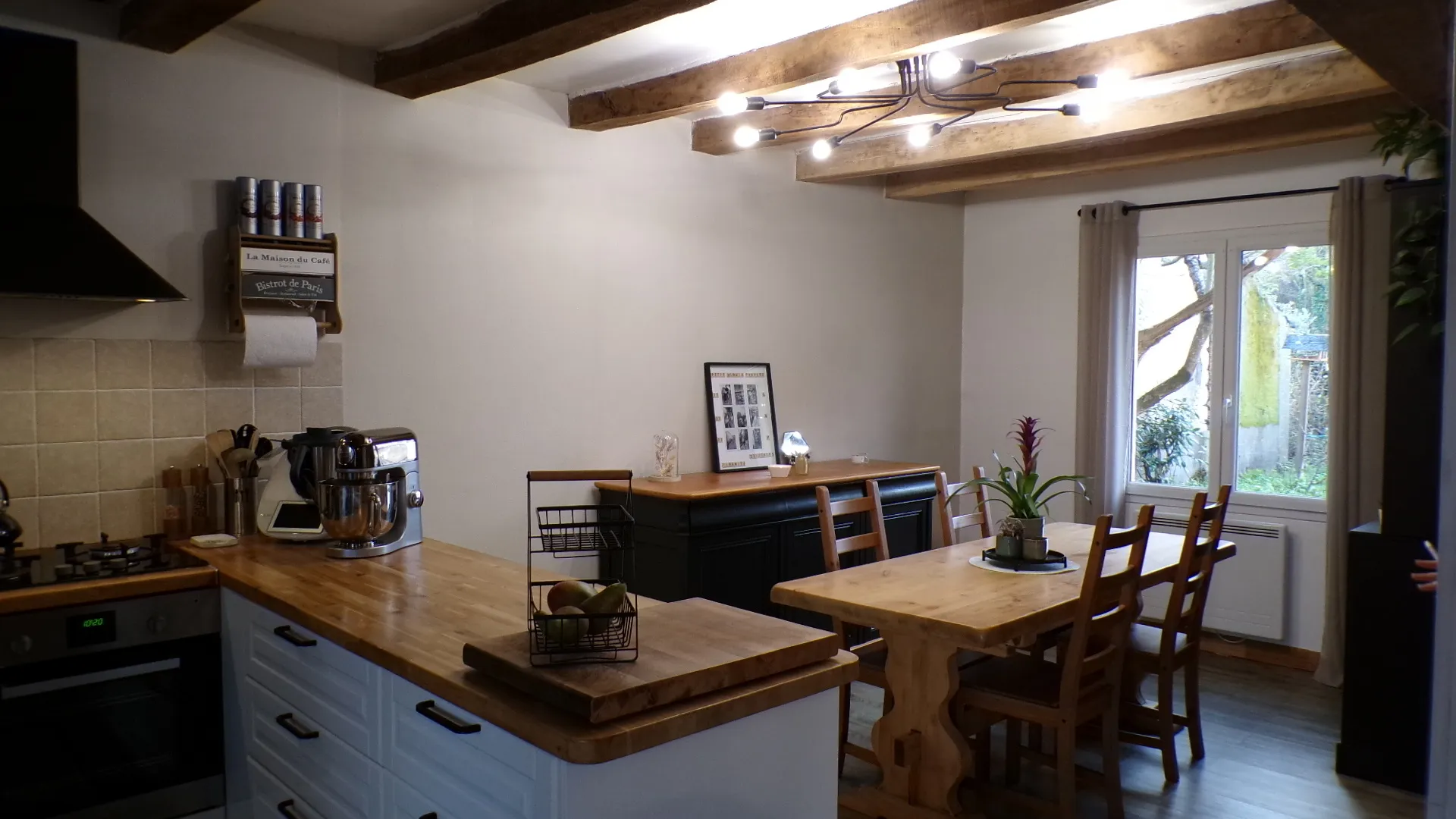 Maison rénovée avec piscine chauffée sur terrain de 1336 m² à Cuffy 
