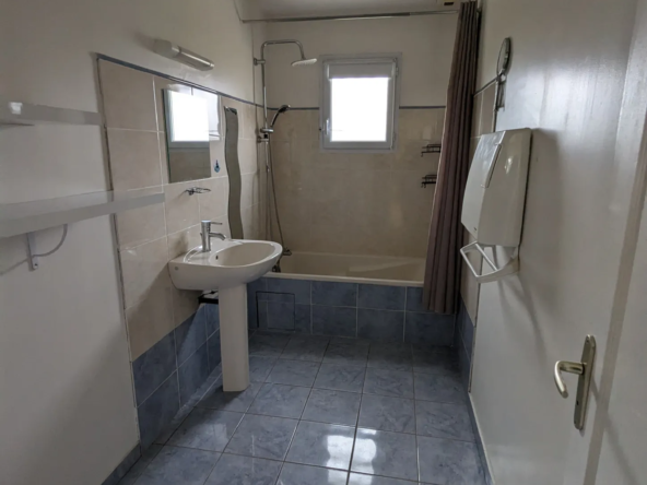 Maison de plain-pied avec sous-sol à Rigny - 169000 EUR 