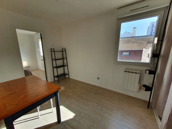 Appartement F3 bis avec terrasse à Vichy 