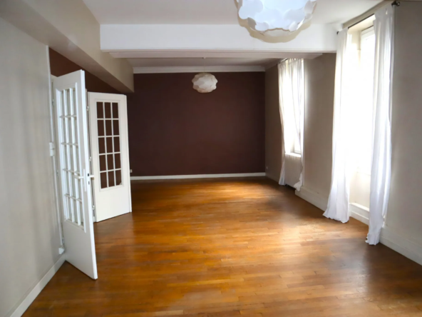 Appartement lumineux de 83m² au cœur d'Autun 