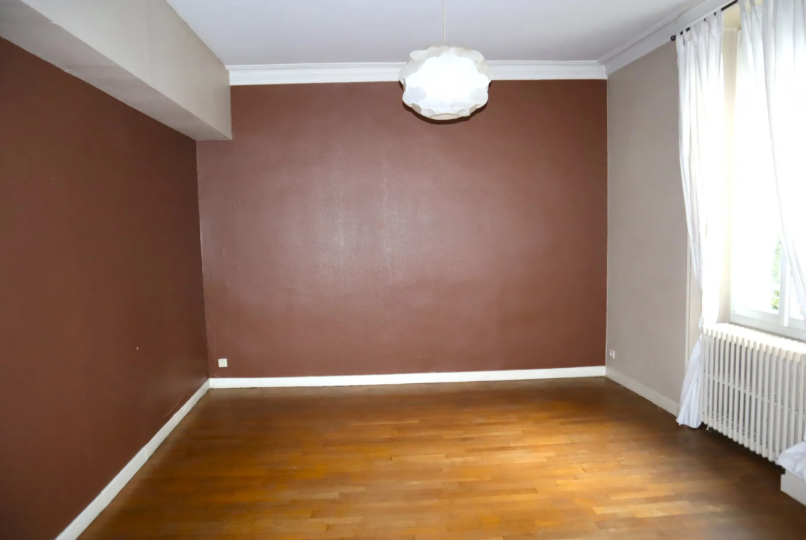Appartement lumineux de 83m² au cœur d'Autun 