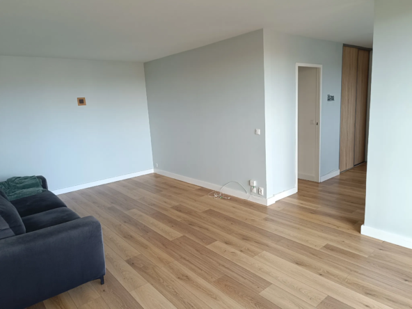 Appartement traversant lumineux de 73 m² à Montigny le Bretonneux 