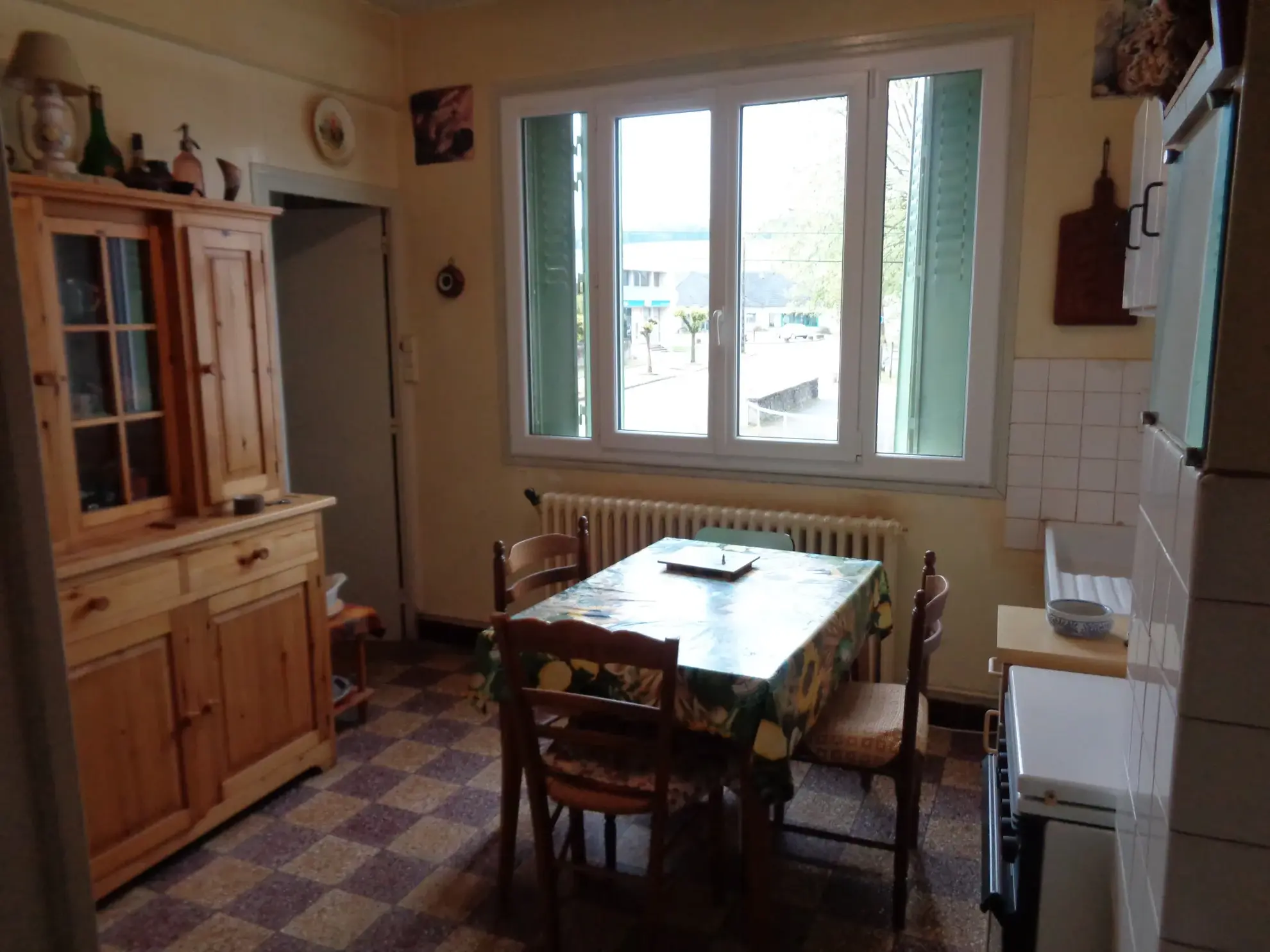 À vendre : Maison de 100 m² avec 3 garages à Prémery 