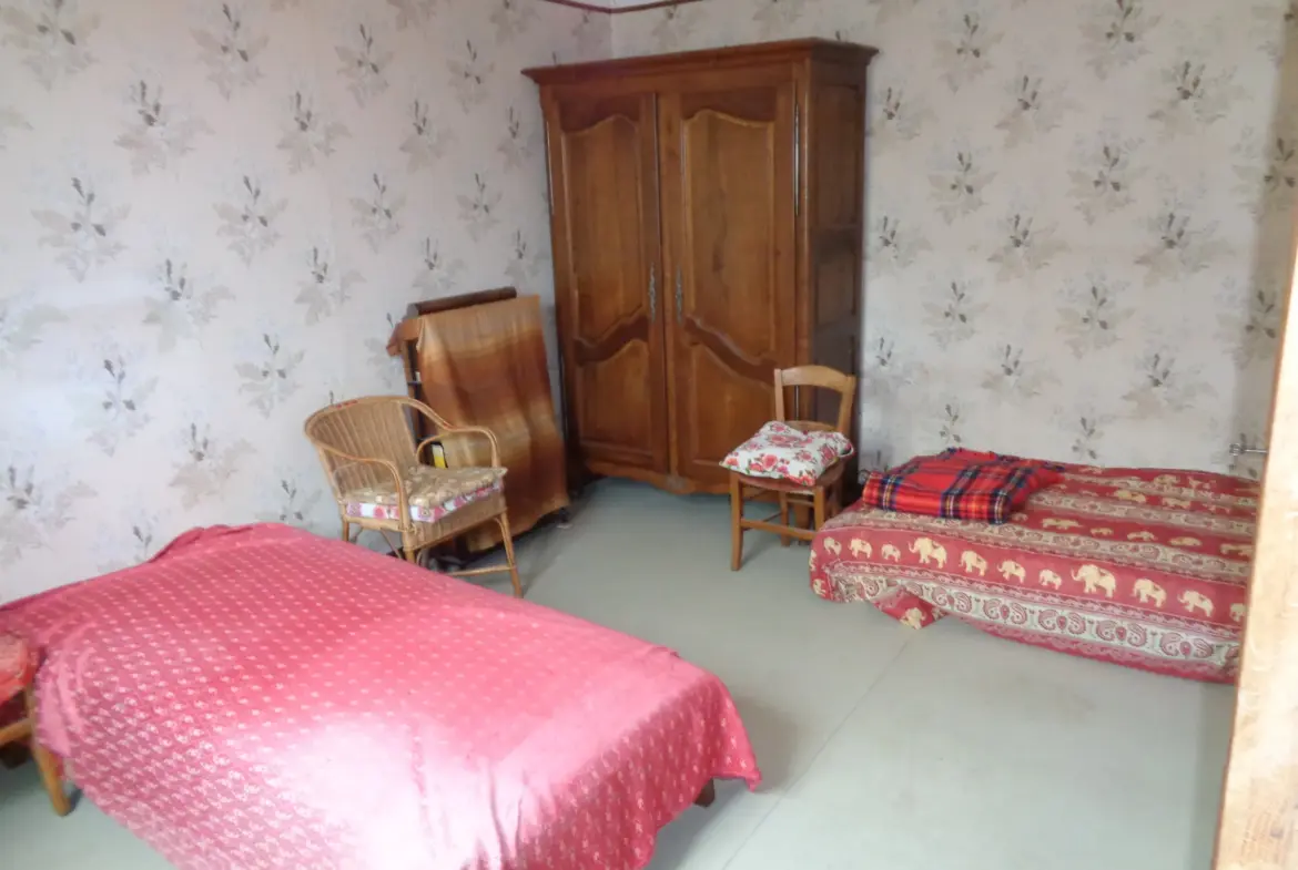 À vendre : Maison de 100 m² avec 3 garages à Prémery 