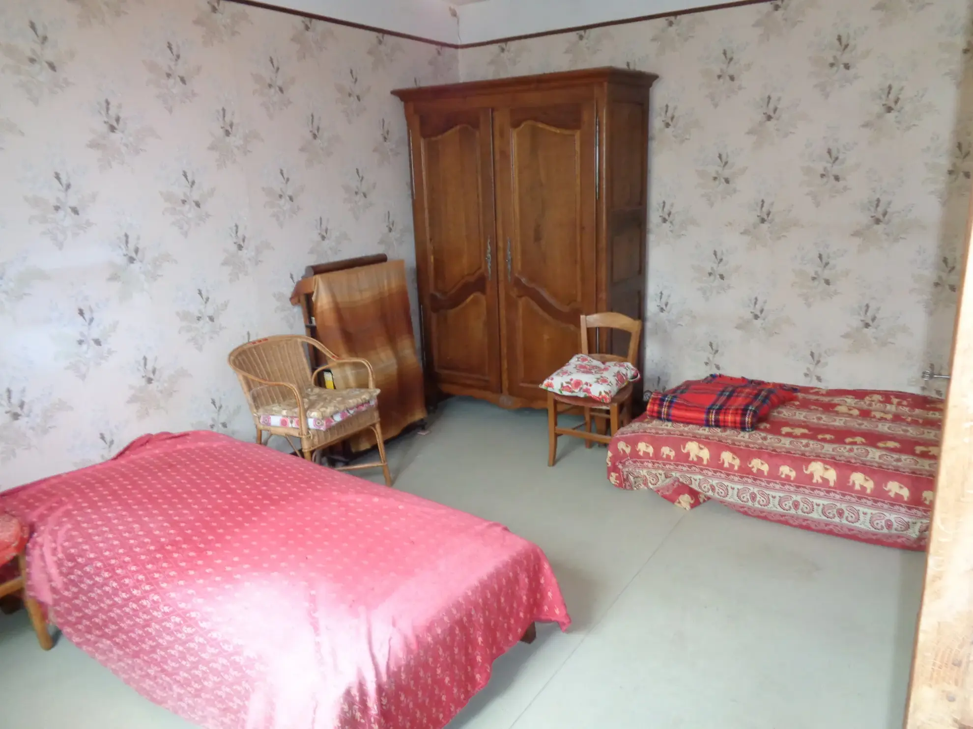 À vendre : Maison de 100 m² avec 3 garages à Prémery 