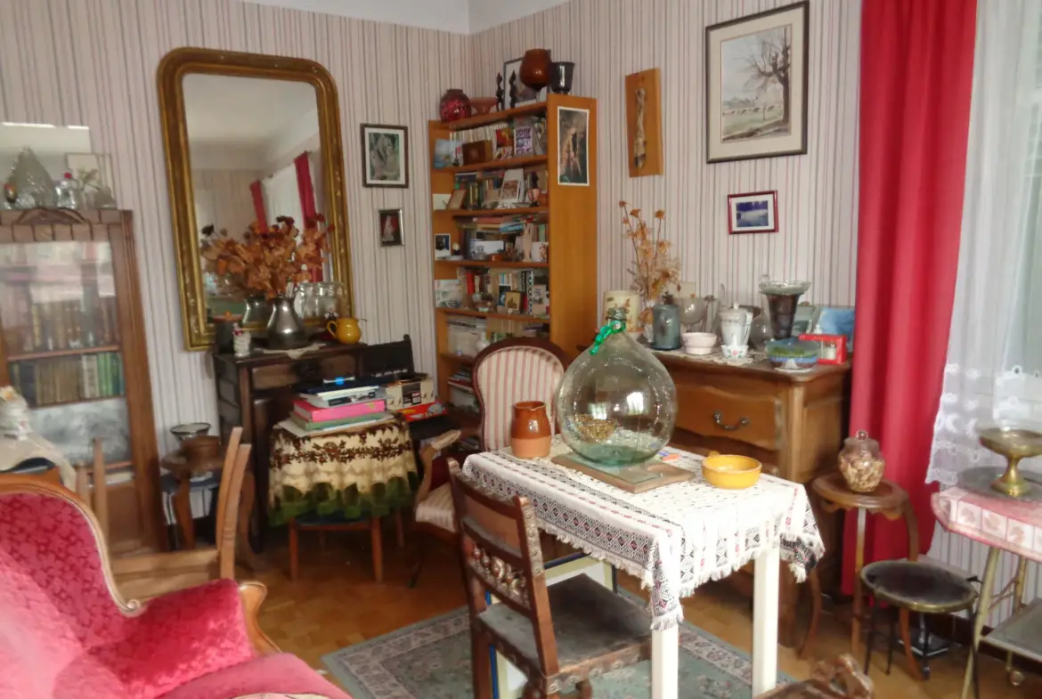 À vendre : Maison de 100 m² avec 3 garages à Prémery 