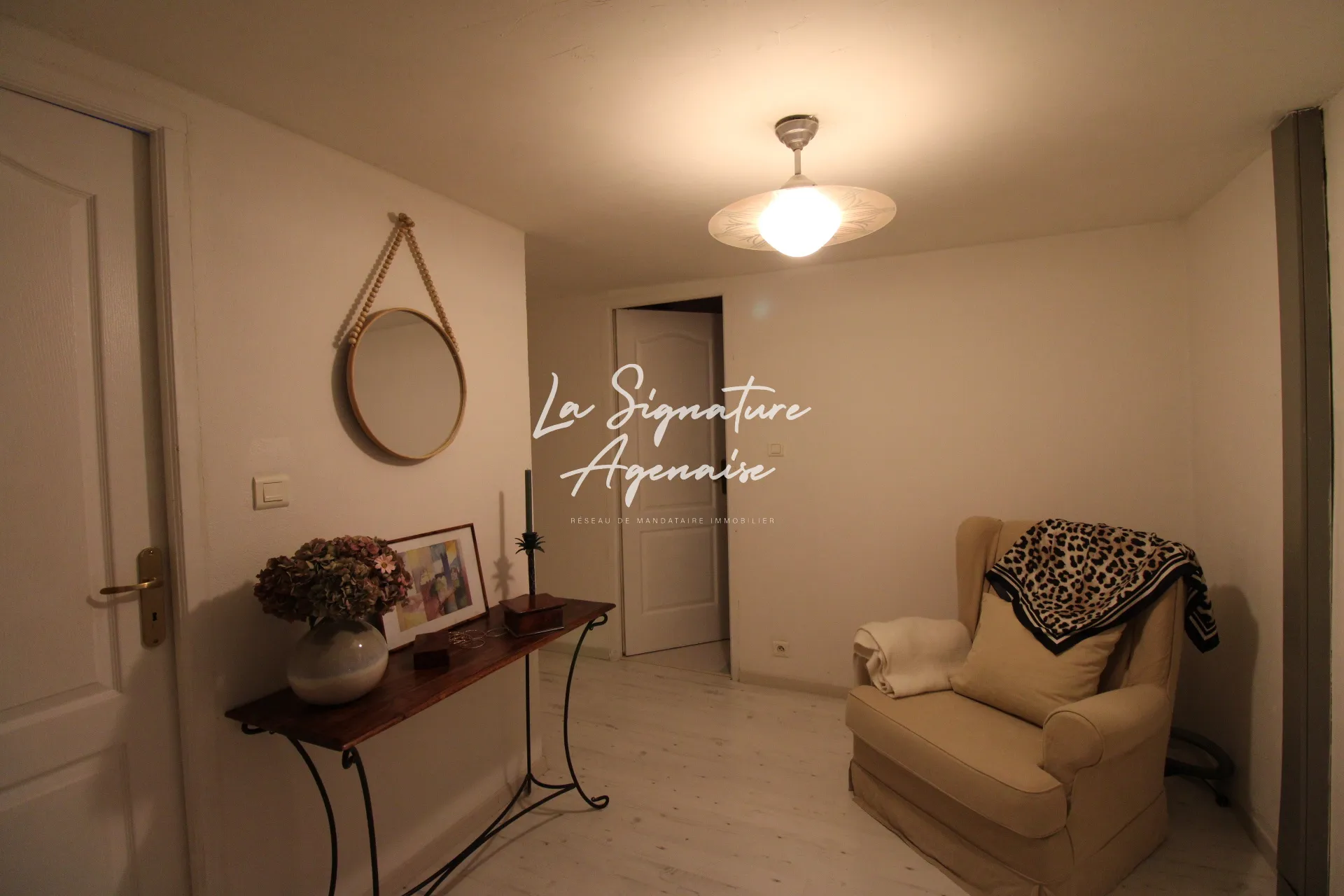 Maison en pierre de 180m2 avec piscine à Damazan 