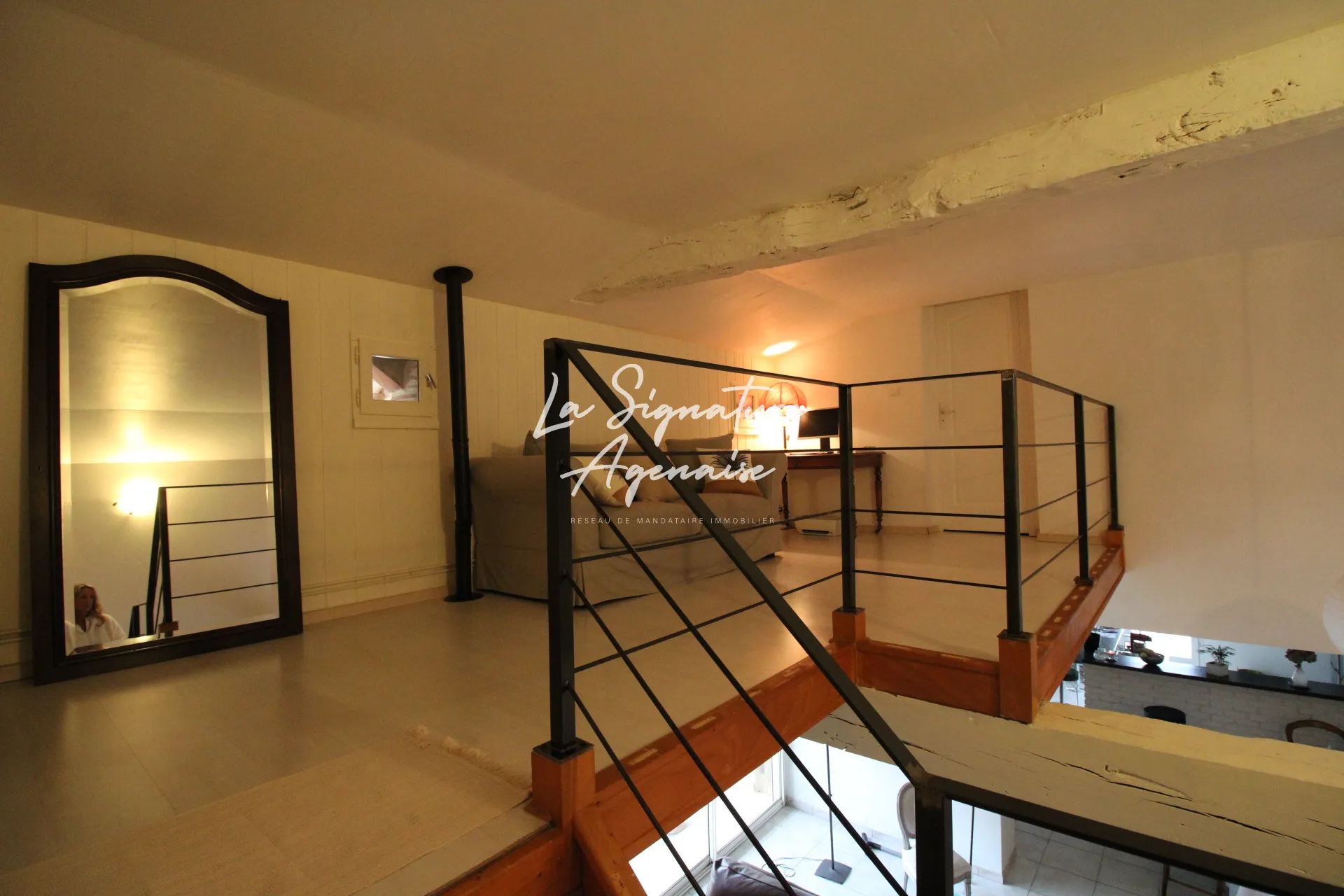 Maison en pierre de 180m2 avec piscine à Damazan 
