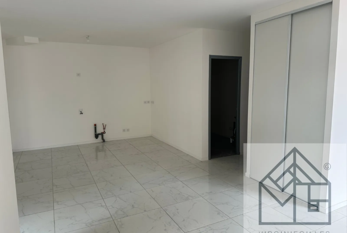 Vente d'un Appartement Rénové de 94 m² à Roanne 