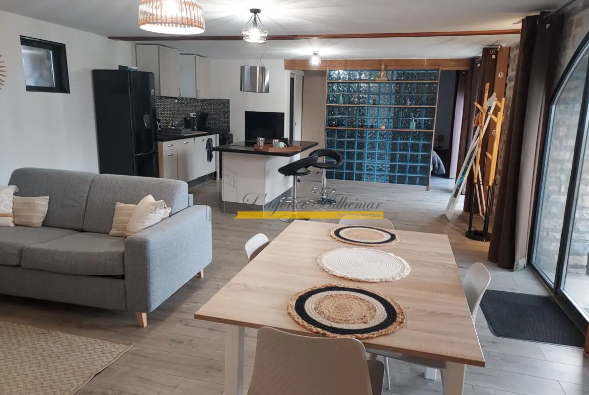 Maison rénovée 59 m² à Montélimar avec terrasse et vue 