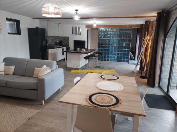Maison rénovée 59 m² à Montélimar avec terrasse et vue 