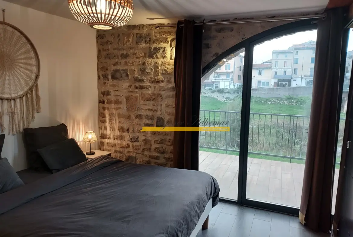 Maison rénovée 59 m² à Montélimar avec terrasse et vue 