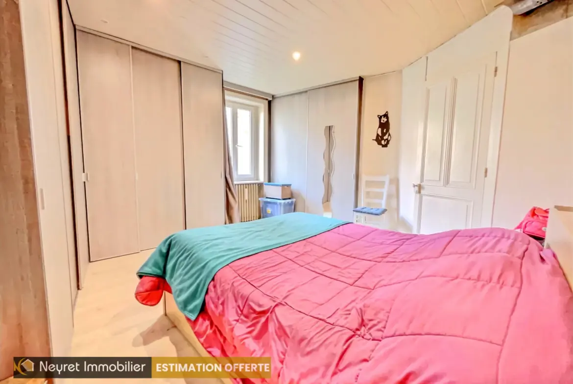 Maison de 184 m² avec cour privative à Grigny - 5 chambres 