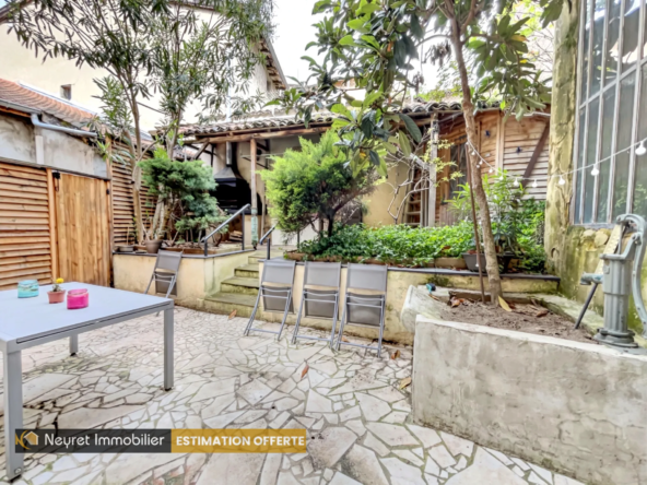 Maison de 184 m² avec cour privative à Grigny - 5 chambres