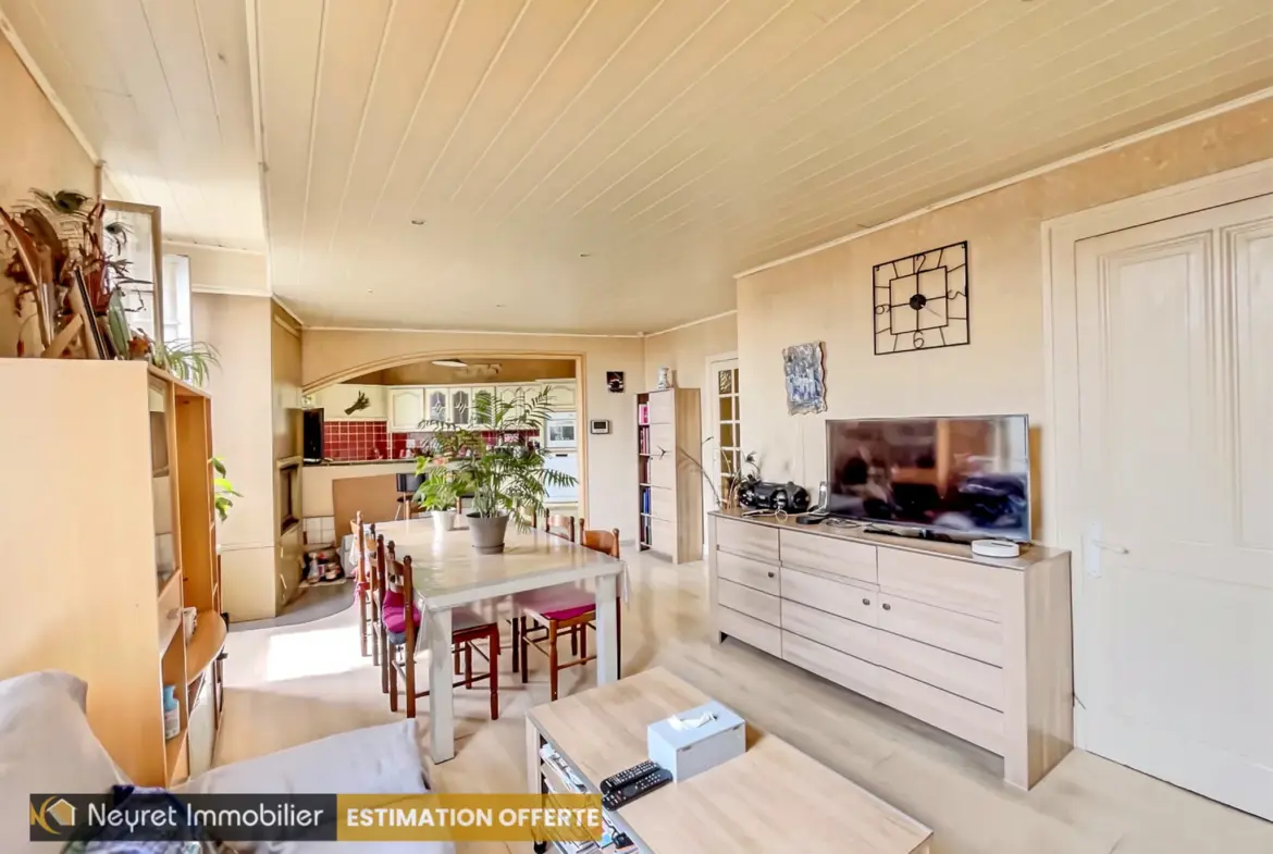 Maison de 184 m² avec cour privative à Grigny - 5 chambres 