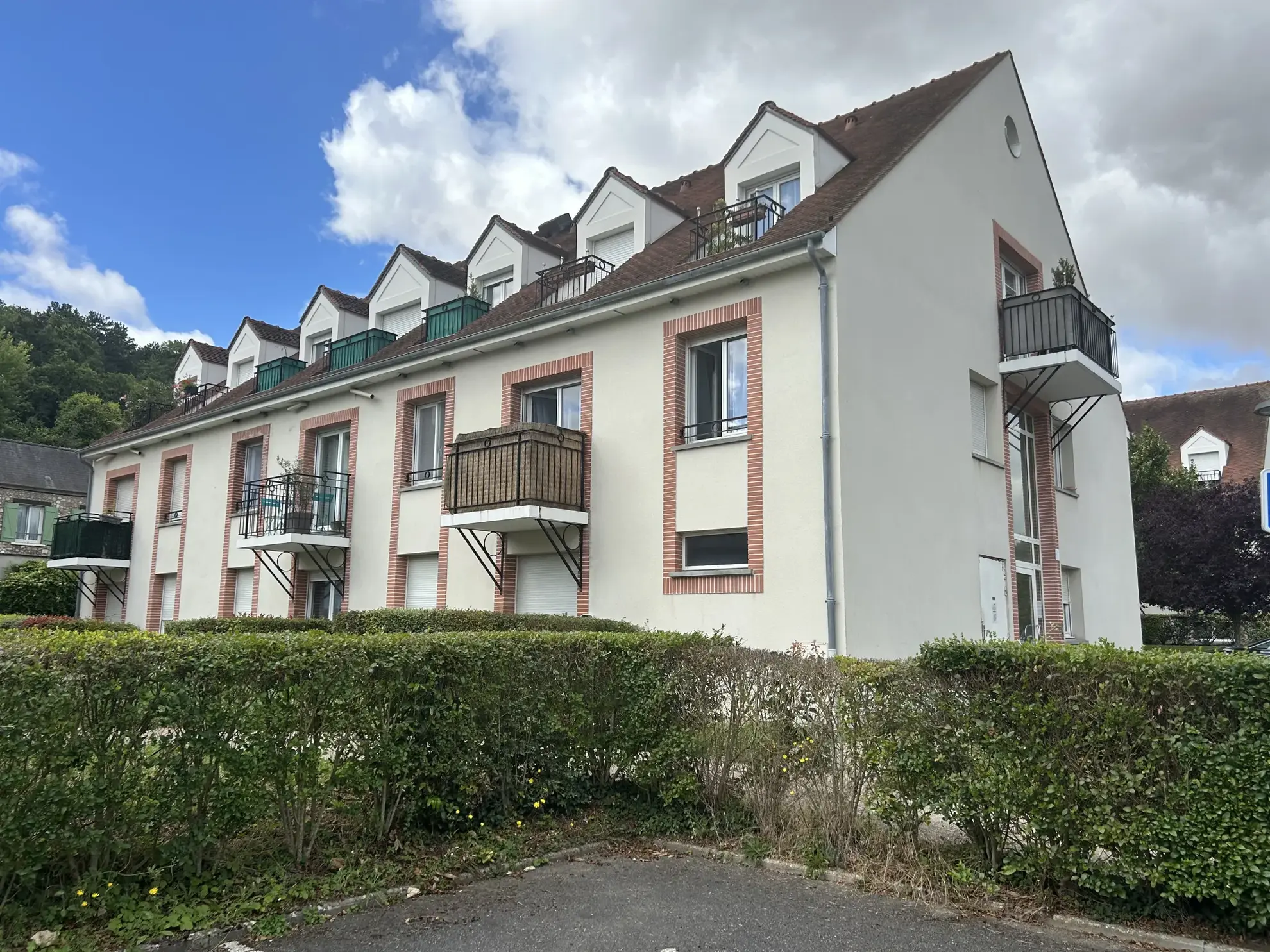 À vendre : Appartement F3 de 56 m² à Étampes avec Piscine 