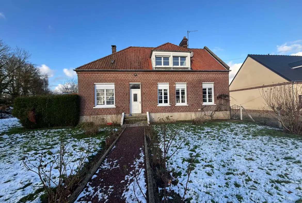 Maison à vendre à Huppy - 3 Chambres, Terrain de 968 m² 