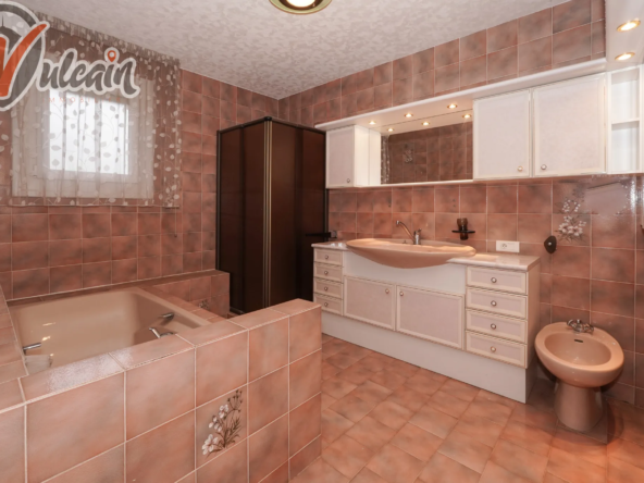 Maison plain-pied de 122 m² à vendre à Lempdes, 198 000 € 
