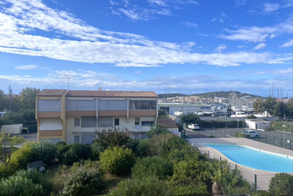 À vendre : Appartement T2 avec terrasse au Cap d'Agde 
