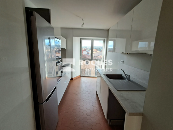 Appartement T4 lumineux à vendre à Millau 