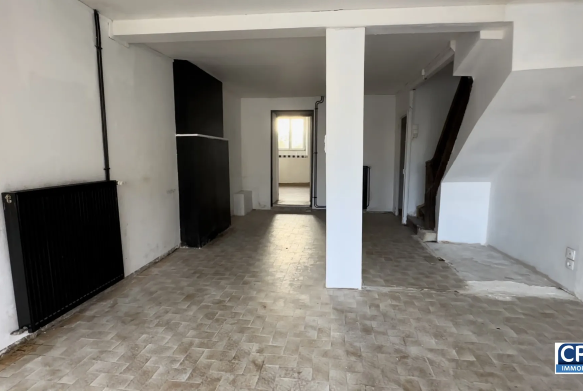 Maison de Bourg à Souleuvre en Bocage de 137 m² 