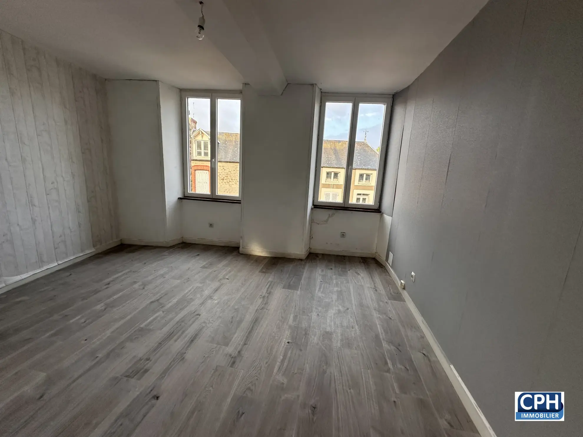 Maison de Bourg à Souleuvre en Bocage de 137 m² 