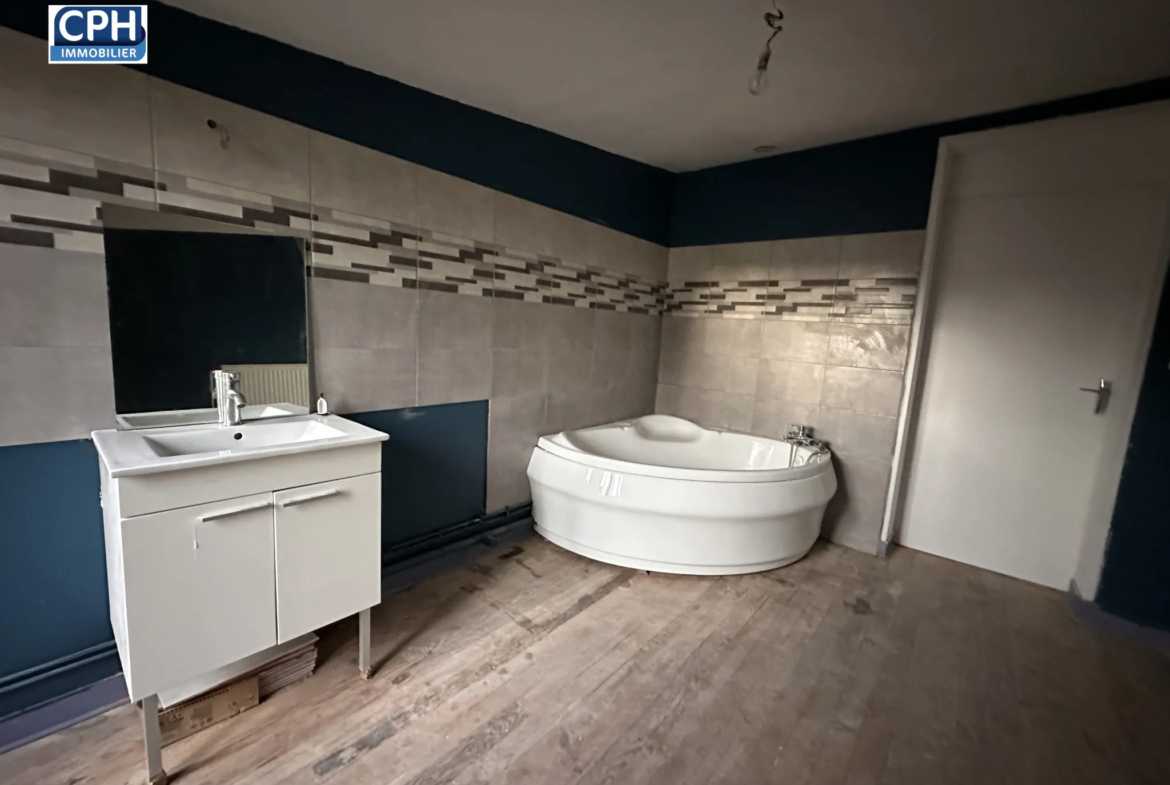 Maison de Bourg à Souleuvre en Bocage de 137 m² 