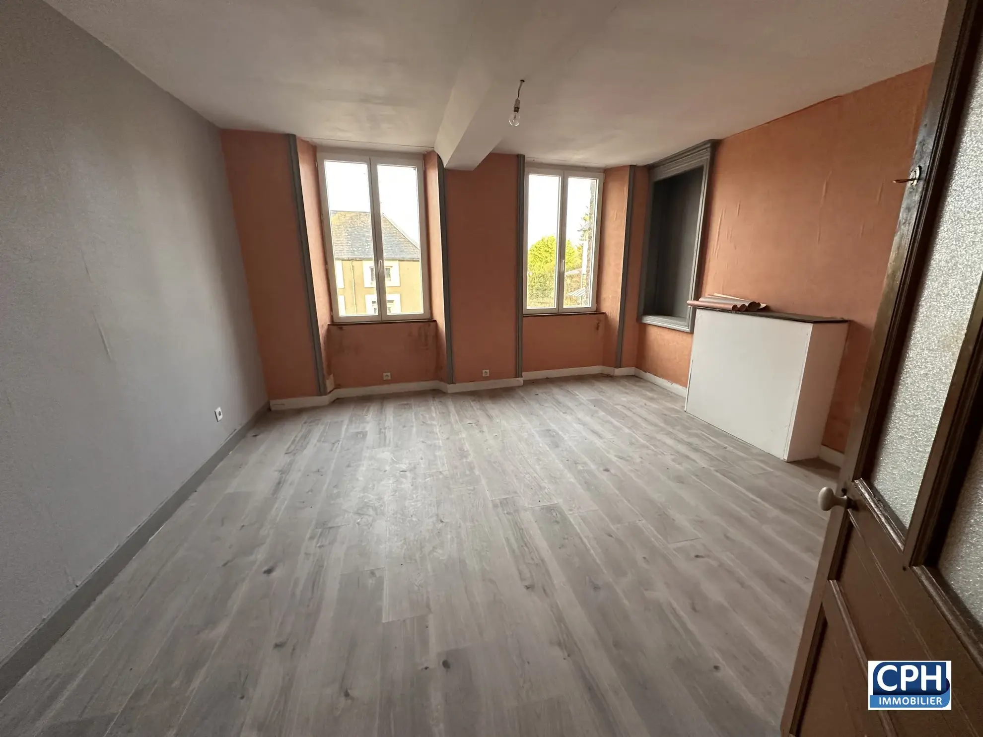 Maison de Bourg à Souleuvre en Bocage de 137 m² 