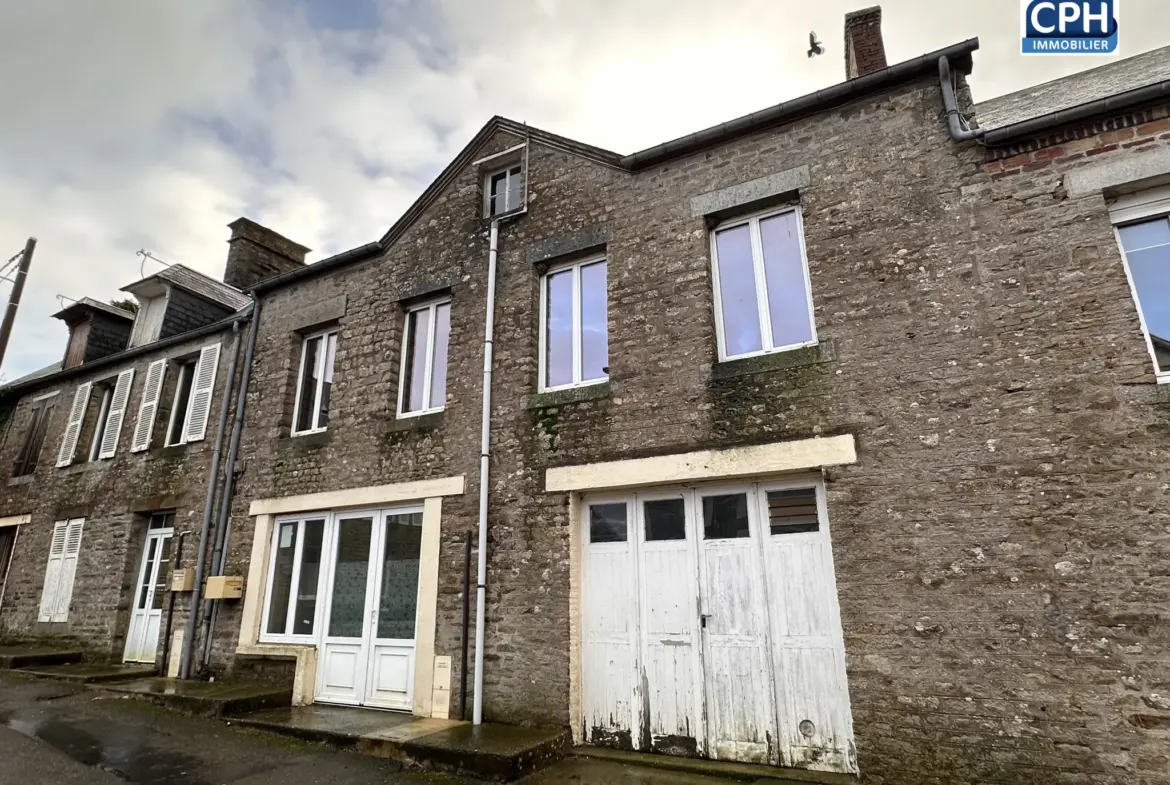 Maison de Bourg à Souleuvre en Bocage de 137 m² 