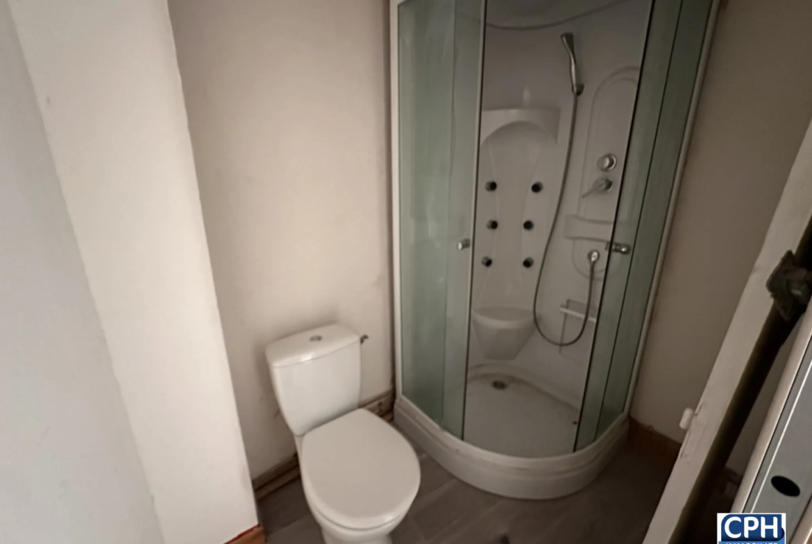Maison de Bourg à Souleuvre en Bocage de 137 m² 