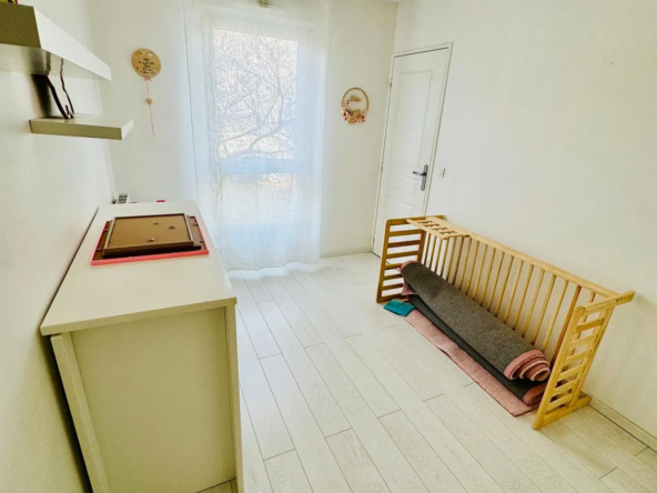 Bel appartement T4 avec jardin à Saint Martin d'Hères au prix de 217000€ 