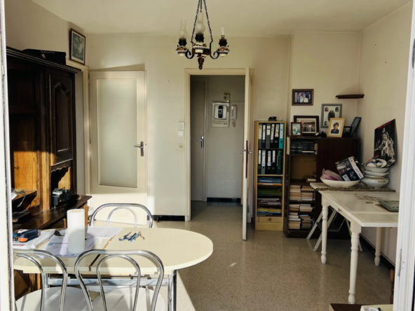 Appartement T3 à vendre à Lunel avec terrasse 