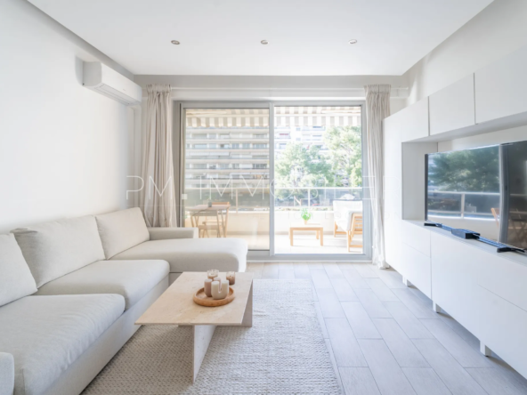 À vendre : Appartement T1 avec terrasse et piscine à Marseille 