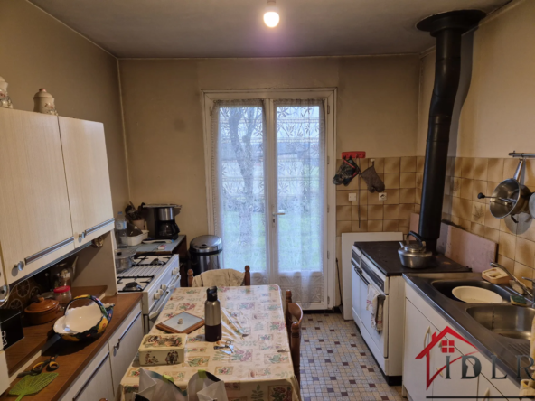 Plain-pied de 79 m² à rénover avec terrain constructible de 1651 m² à Louvemont 