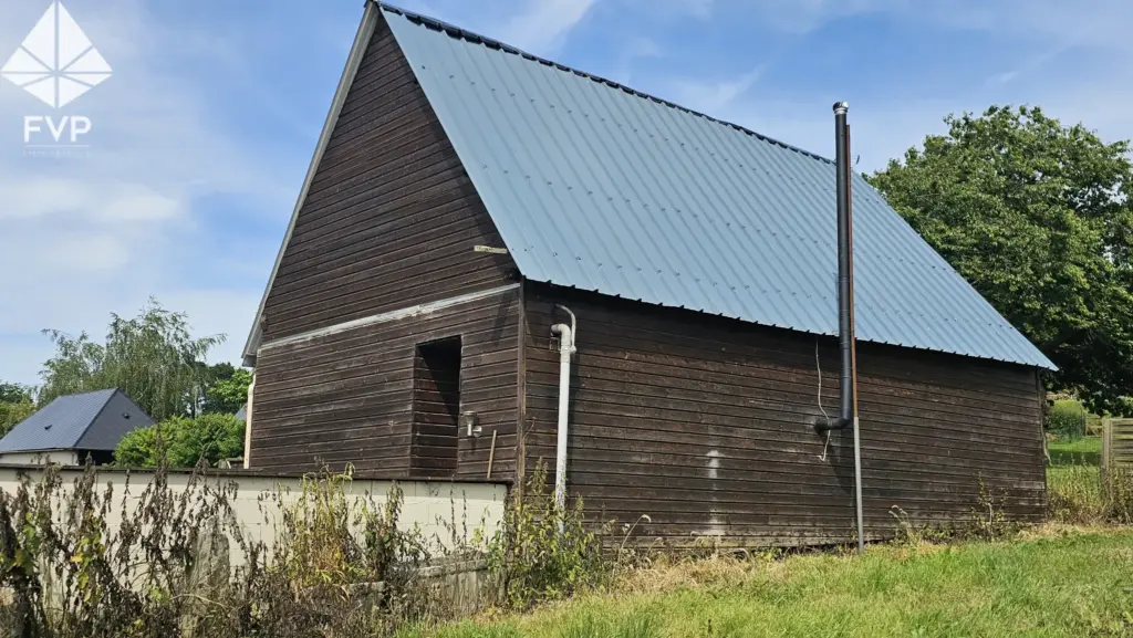 Propriété de deux chambres avec 616 m2 de terrain à Notre Dame du Parc