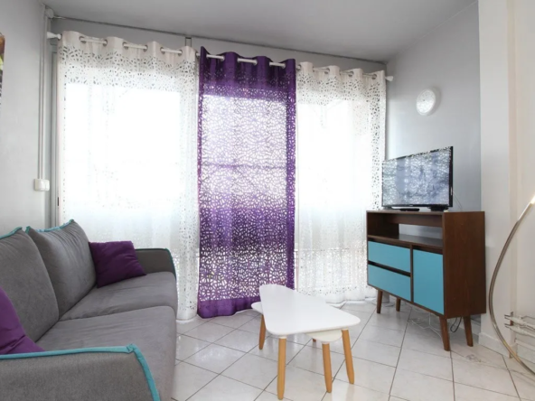 Appartement T1 rénové avec vue dégagée à Balaruc les Bains 